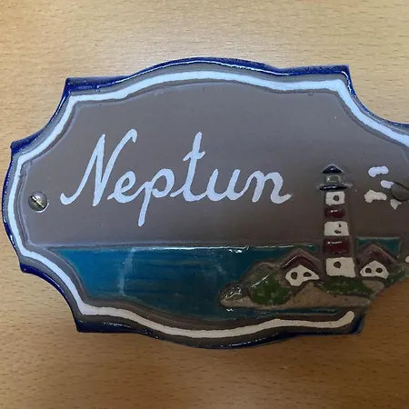 Charibi-neptun *